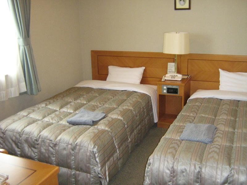 Hotel Route-Inn Nagoya Higashi Betsuin Dış mekan fotoğraf