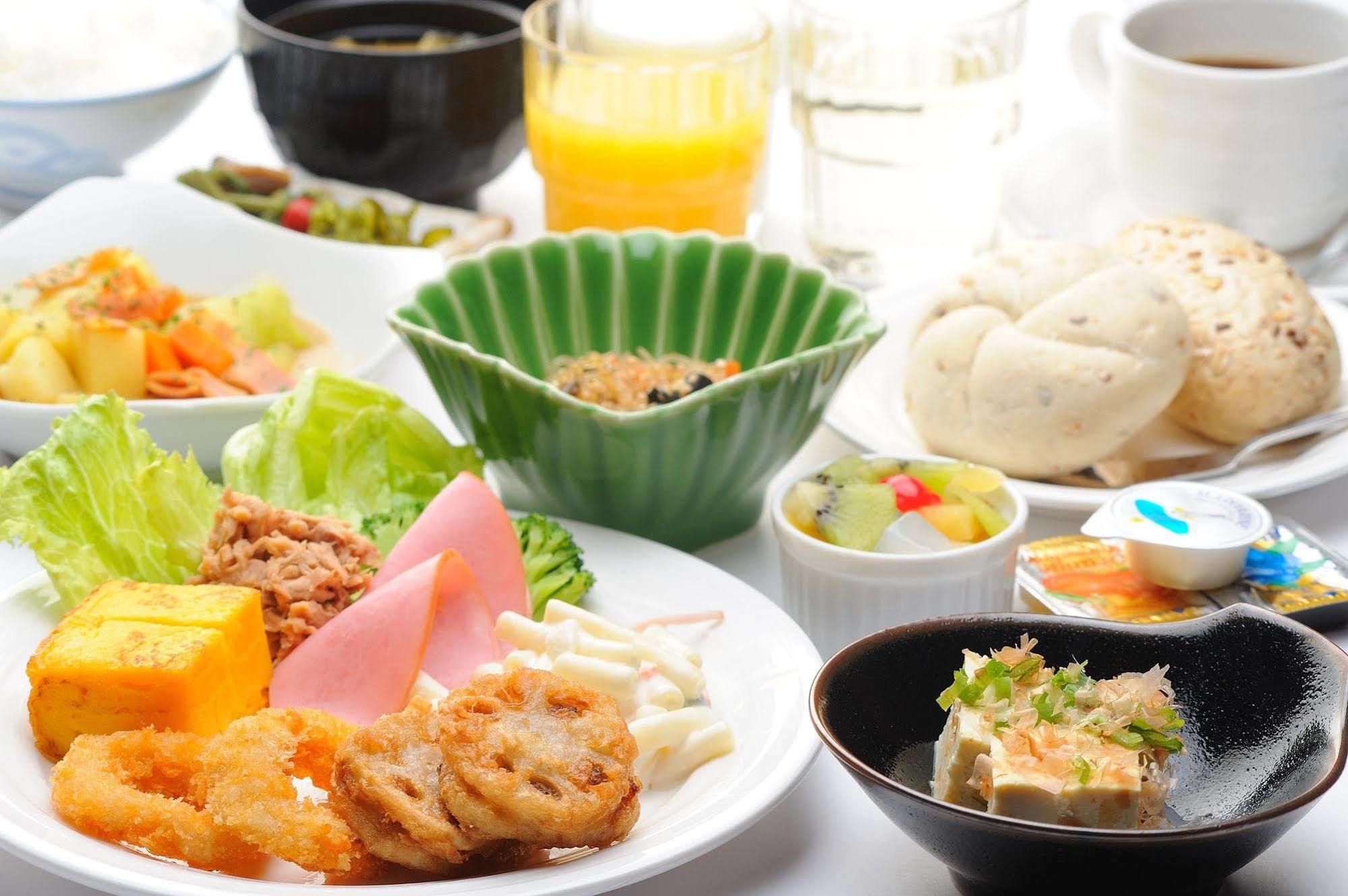 Hotel Route-Inn Nagoya Higashi Betsuin Dış mekan fotoğraf